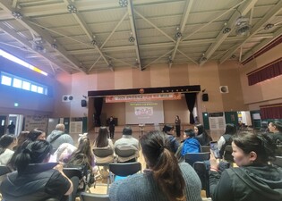 “자녀의 행복한 진로, 함께 설계해요” 안성교육지원청, 이주배경 학부모 대상 맞춤형 진로 연수 운영