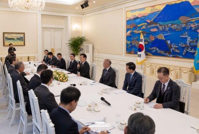 이재명  대통령 "성장 과실, 청년 ...